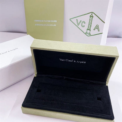 [Elitejewels]VA CLOVER BRACELET NECKLACE RING BOX GIFT BAG