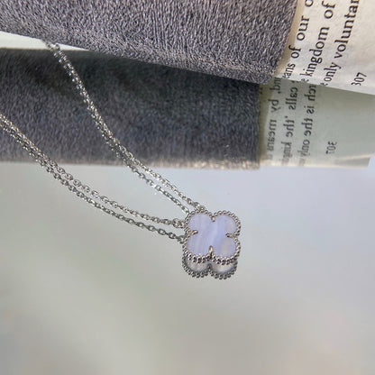 [Elitejewels]CLOVER 15MM BLUE CHALCEDONY NECKLACE SILVER