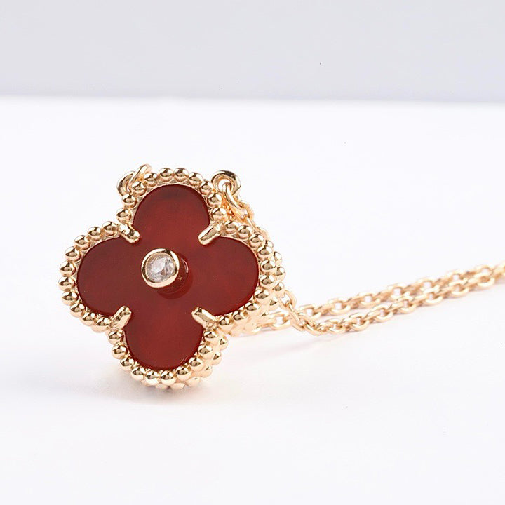 [Elitejewels]CLOVER 15MM DIAMOND CARNELIAN NECKLACE