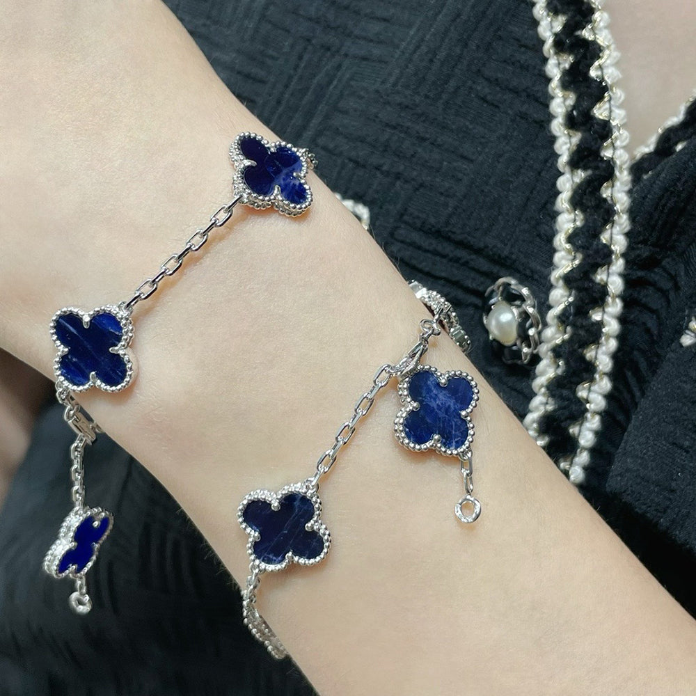 [Elitejewels]CLOVER 5 MOTIF PIETERSITE SILVER BRACELET