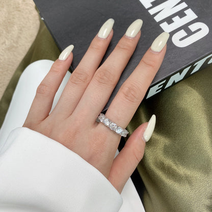 [Elitejewels]Gorgeous Round Cut Tennis Ring