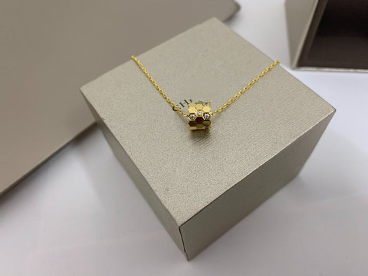 [Elitejewels]BEE LOVE DIAMOND NECKLACE