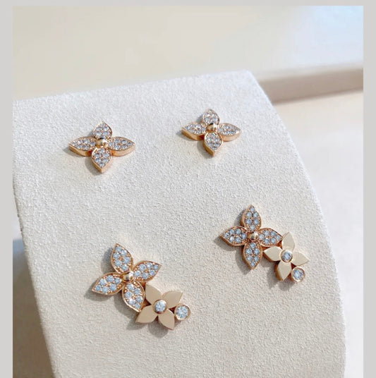 [Elitejewels] STAR BLOSSOM OHRSTECKER ROTGOLD DIAMANTEN