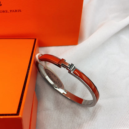 [Elitejewels]CLASSIC HM CLIC RED 8MM ENAMEL BRACELET