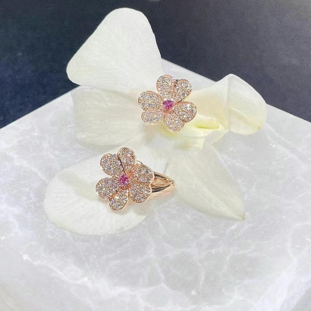 [Elitejewels]FRIVOLE PINK GOLD FLOWER DIAMOND EARRINGS