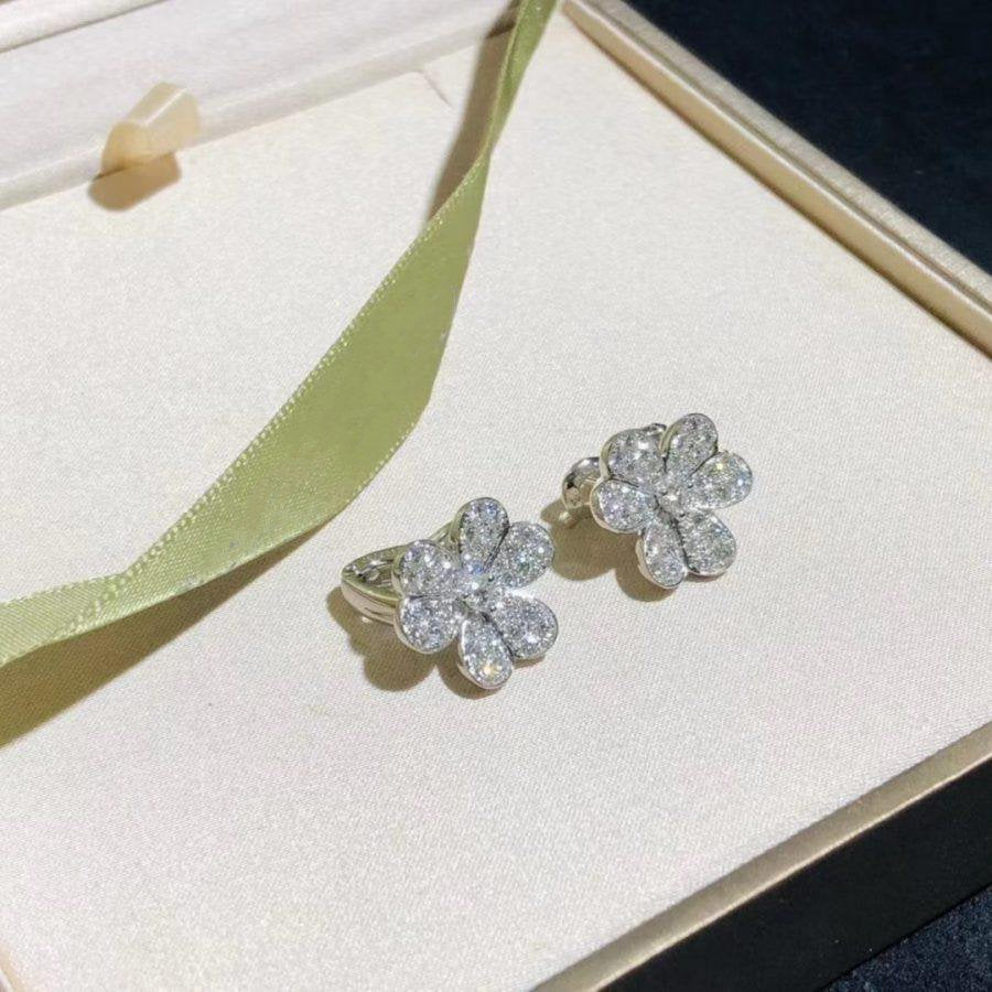 [Elitejewels]FRIVOLE SILVER FLOWER DIAMOND EARRINGS