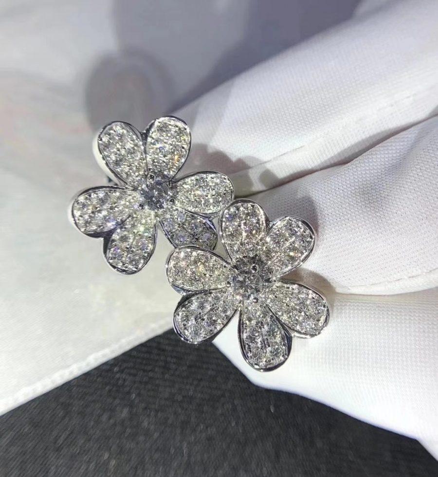 [Elitejewels]FRIVOLE SILBERNE BLUMEN-DIAMANT-OHRRINGE