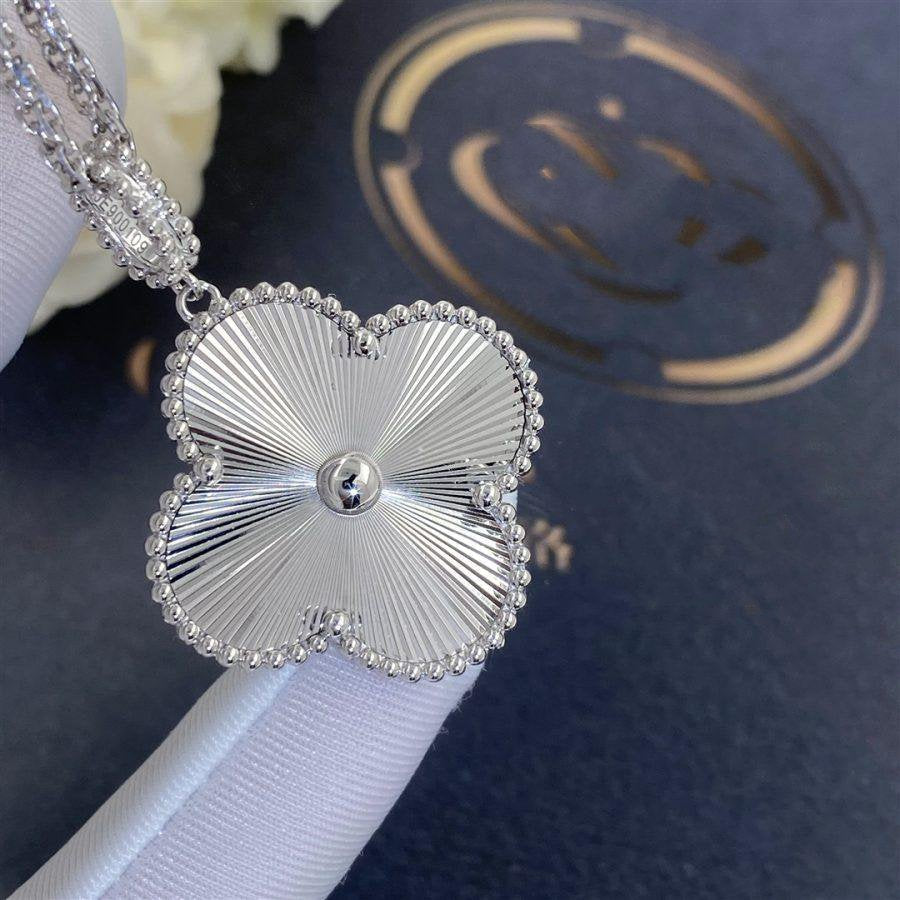 [Elitejewels]CLOVER 25MM SILVER BIG CLOVER NECKLACE