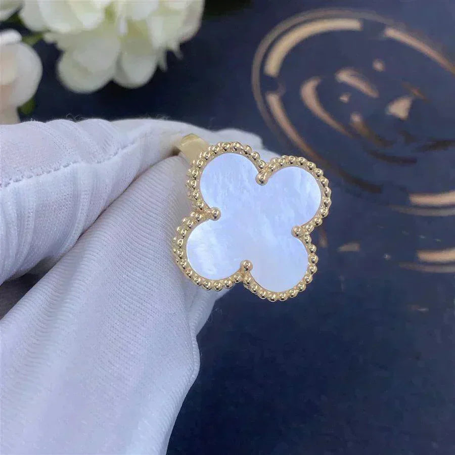 [Elitejewels]CLOVER WHITE MOP RING