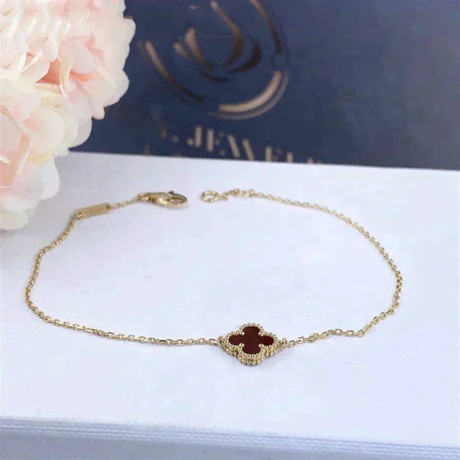 [Elitejewels]CLOVER  CARNELIAN SINGLE FLOWER BRACELET