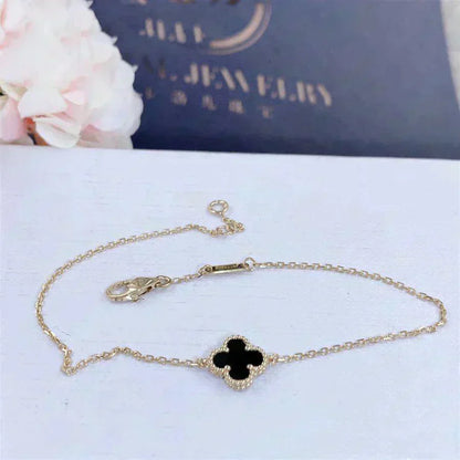 [Elitejewels]CLOVER ONYX SINGLE FLOWER BRACELET