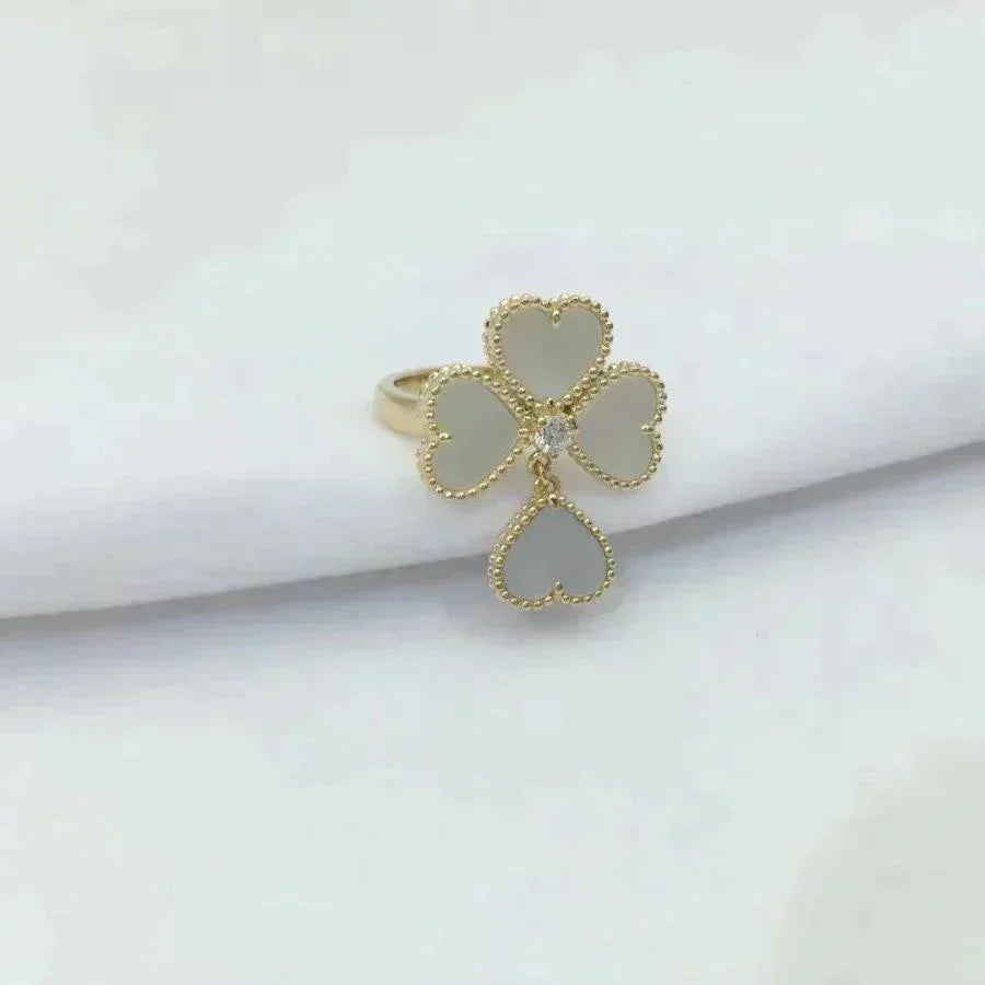 [Elitejewels]SWEET CLOVER WHITE MOP RING