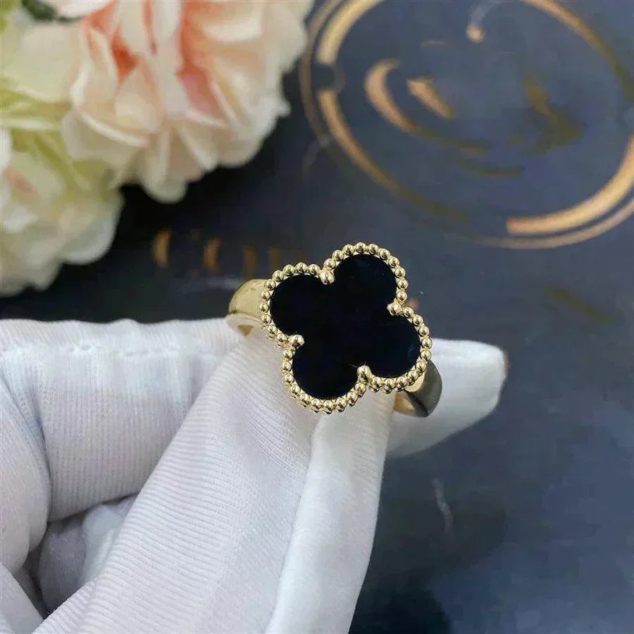 [Elitejewels] KLEEBLATT-ONYX-RING