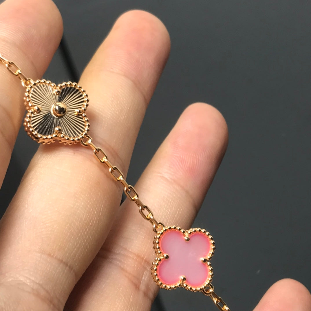 [Elitejewels]CLOVER BRACELET 5 MOTIF PINK AND PINK GOLD