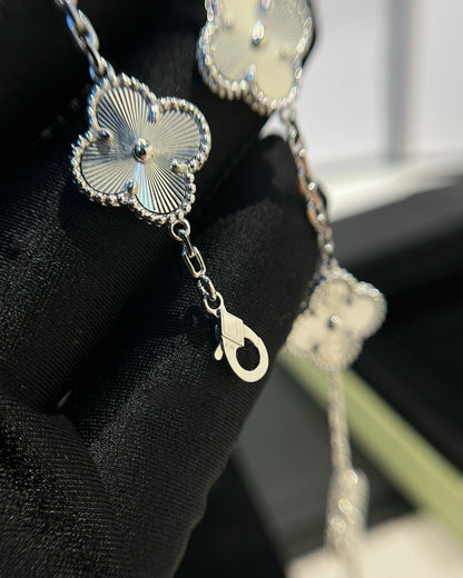 [Elitejewels]CLOVER SILVER 5 MOTIFS BRACELET